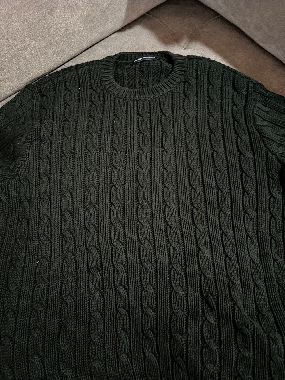 Brandy Melville Forest Green Cable Knit Crewneck Sweater - Picture 5 of 5